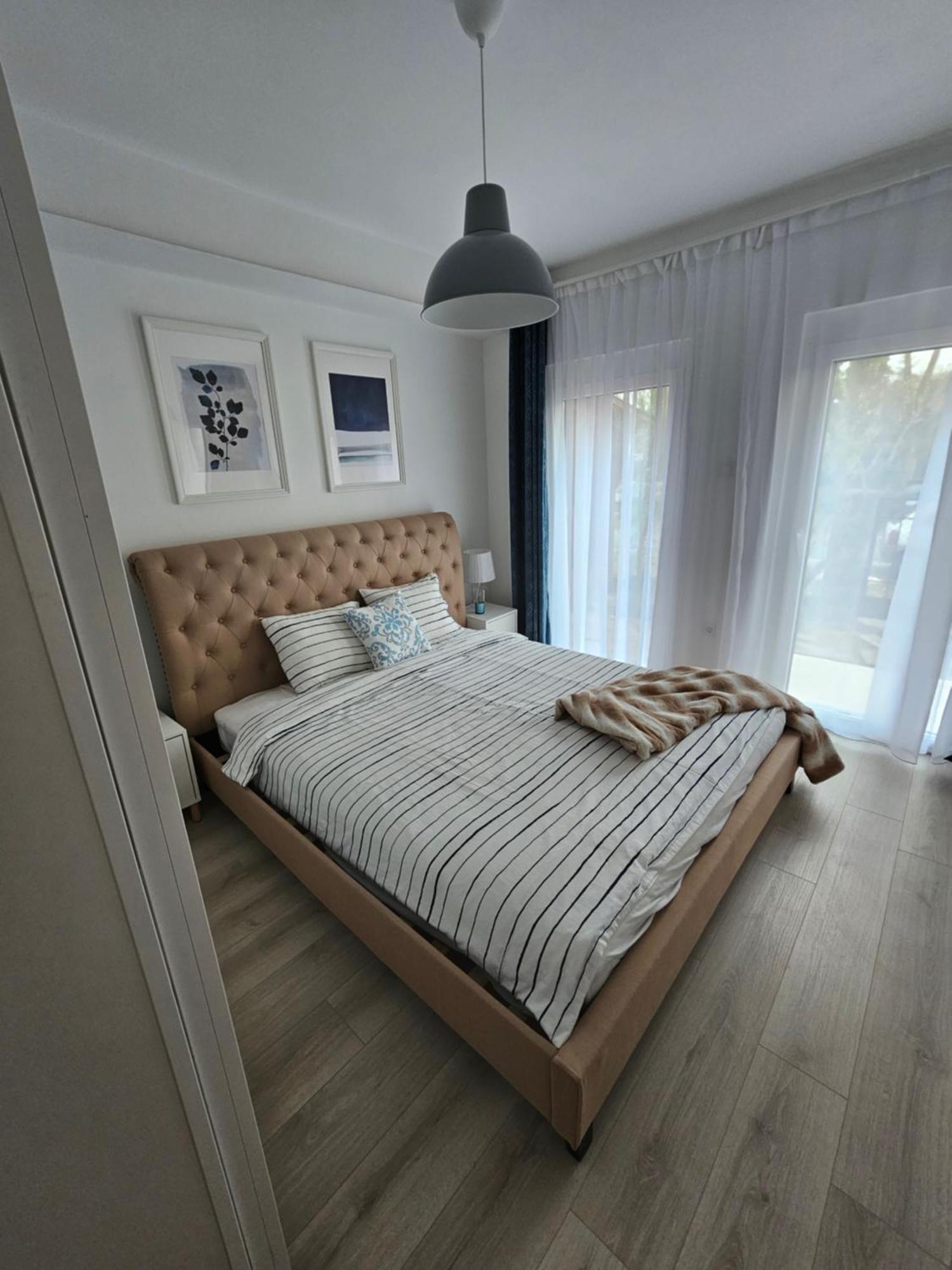 Joy Guesthouse Сиофок Екстериор снимка