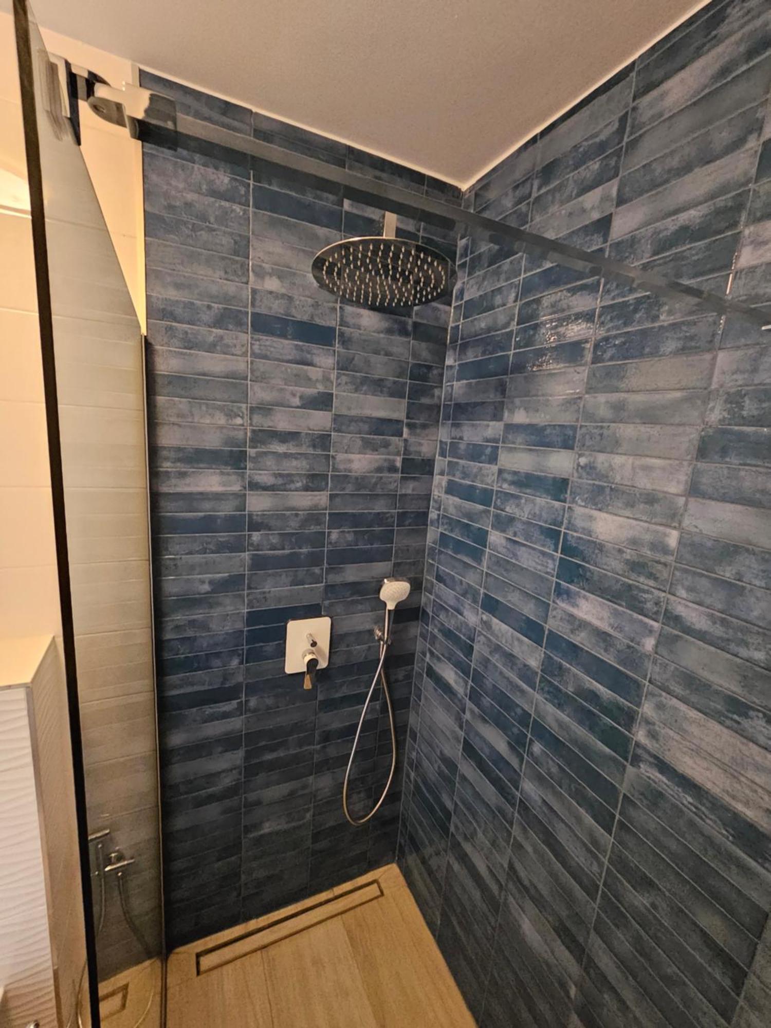Joy Guesthouse Сиофок Екстериор снимка