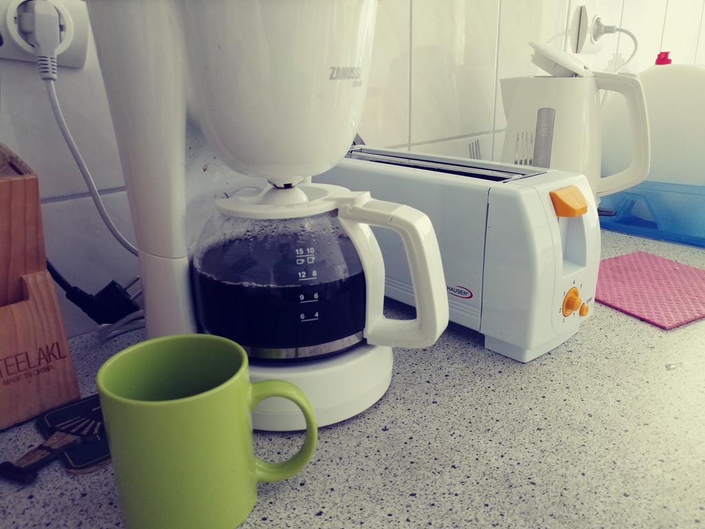 Joy Guesthouse Сиофок Екстериор снимка