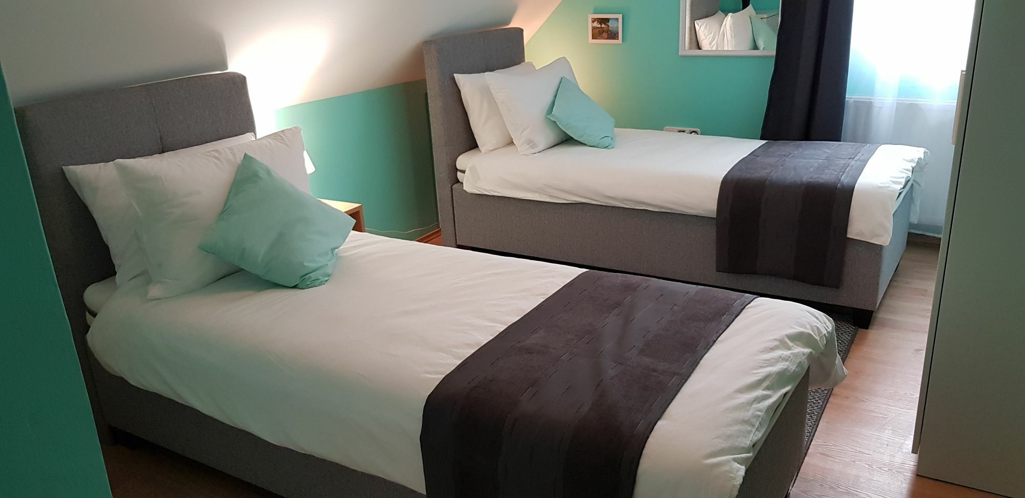 Joy Guesthouse Сиофок Екстериор снимка
